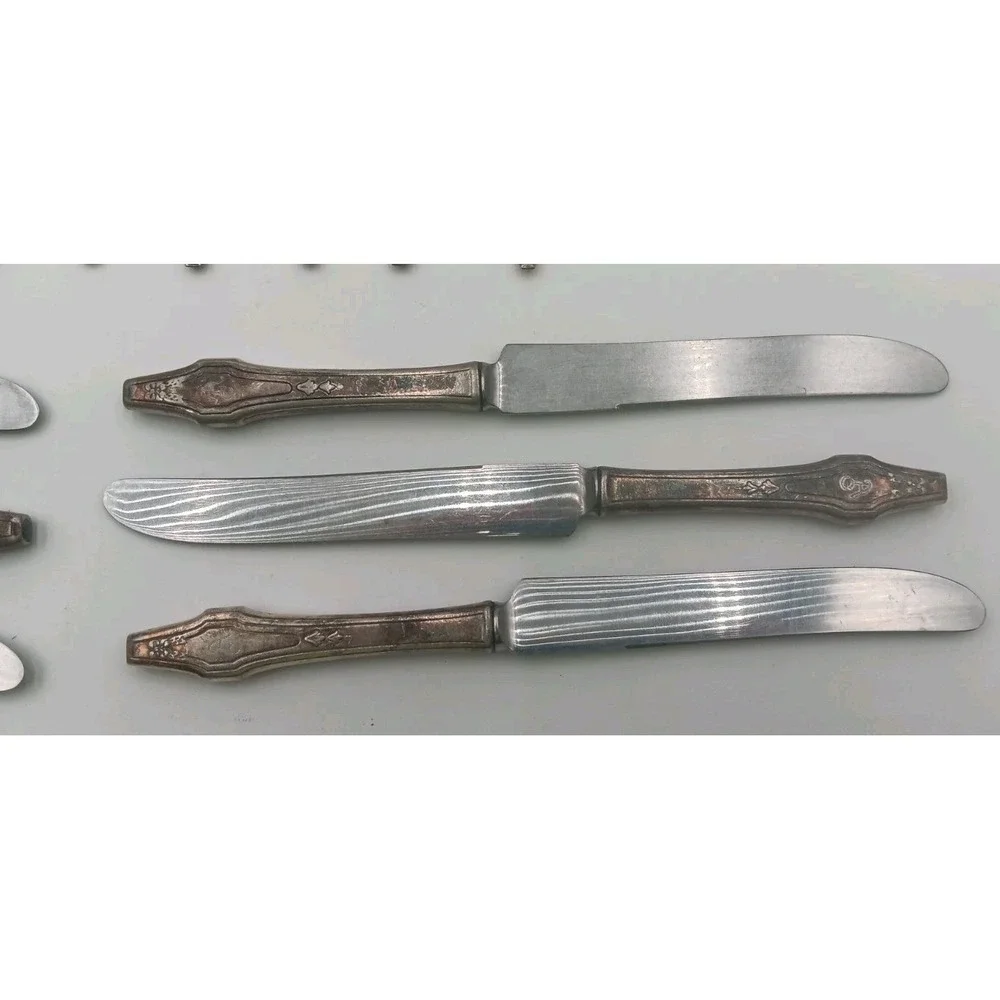 16 Pc Silverplate 1921 HOSTESS Pattern Flatware‎ International Silver Monogram A
